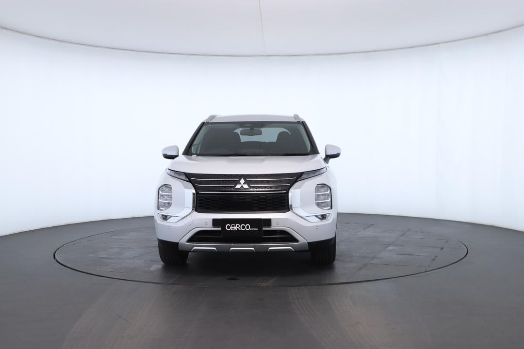 Exterior view frame 3