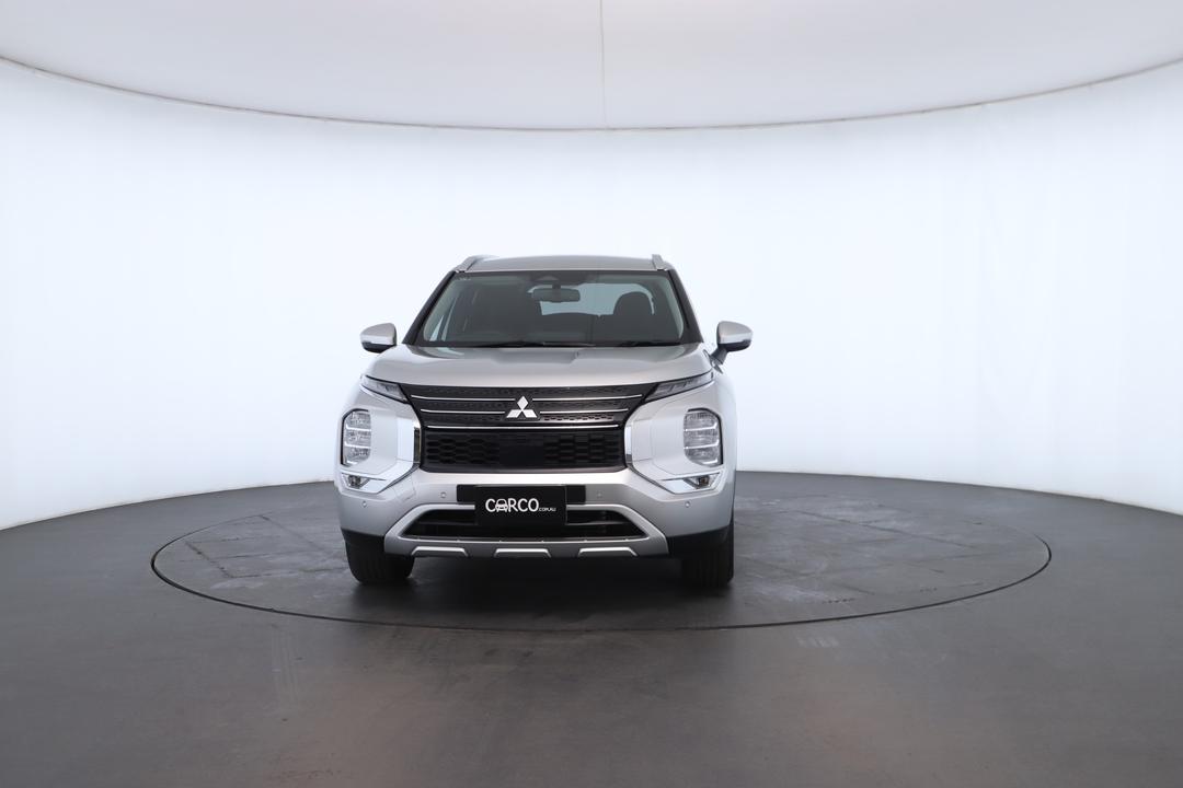 Exterior view frame 3