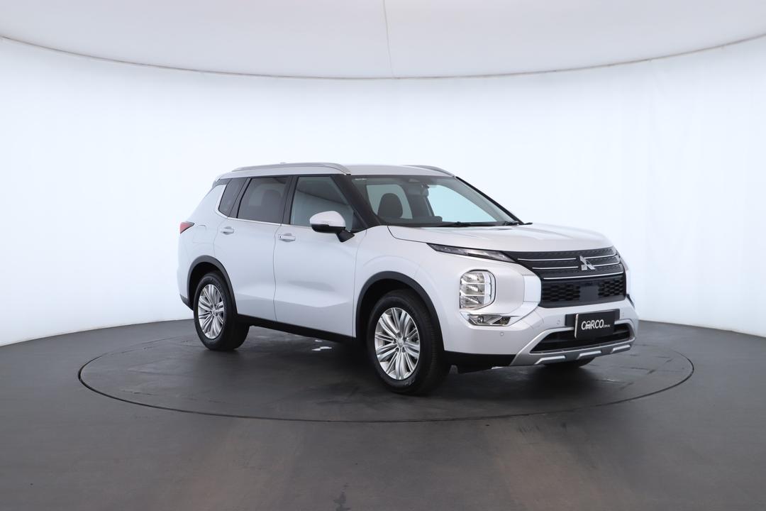 Exterior view frame 1