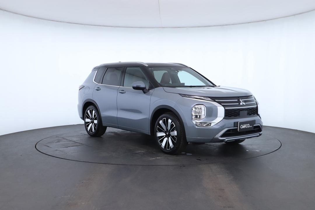 Exterior view frame 1