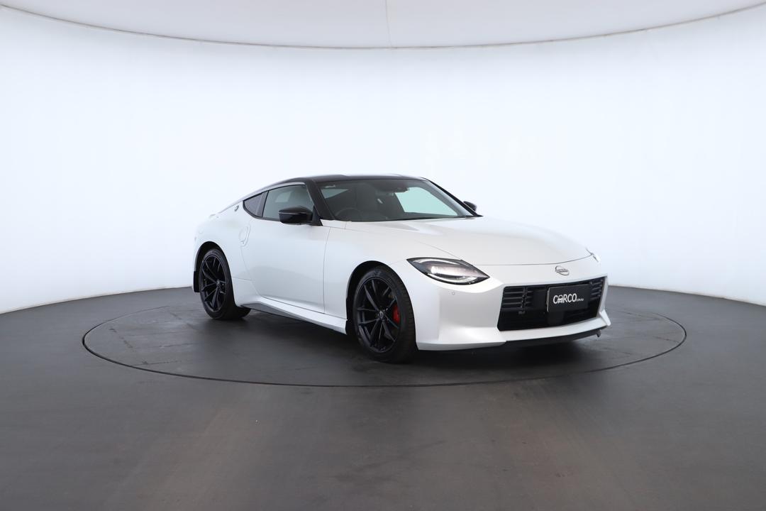 Exterior view frame 0