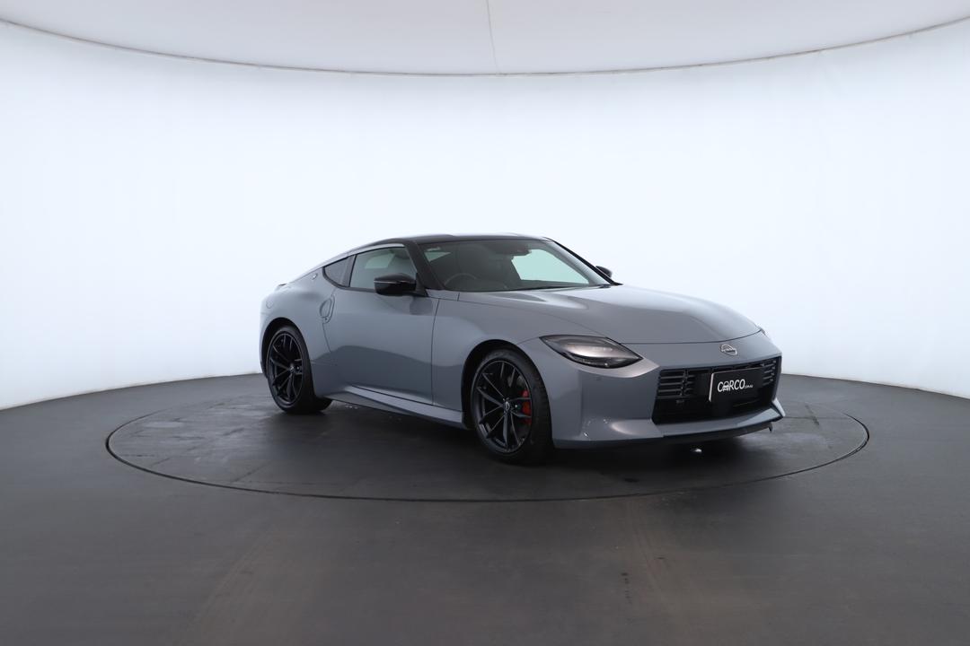 Exterior view frame 1