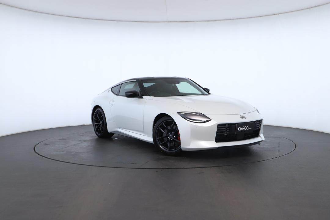 Exterior view frame 0