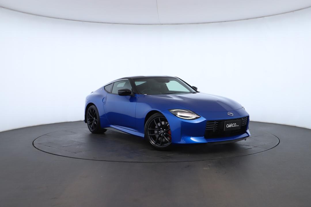 Exterior view frame 0