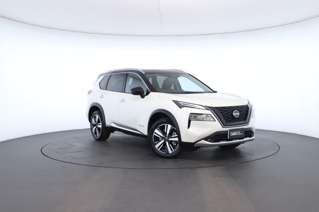 Exterior view frame 0