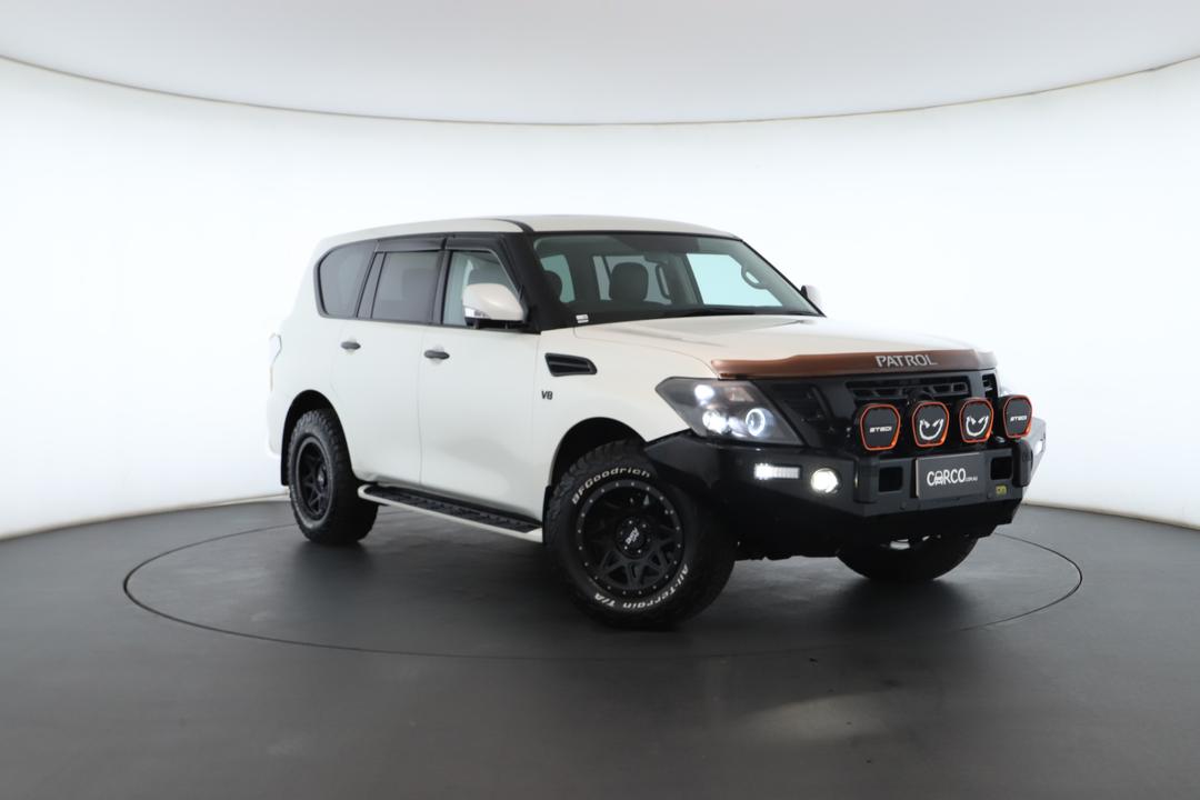 Exterior view frame 0