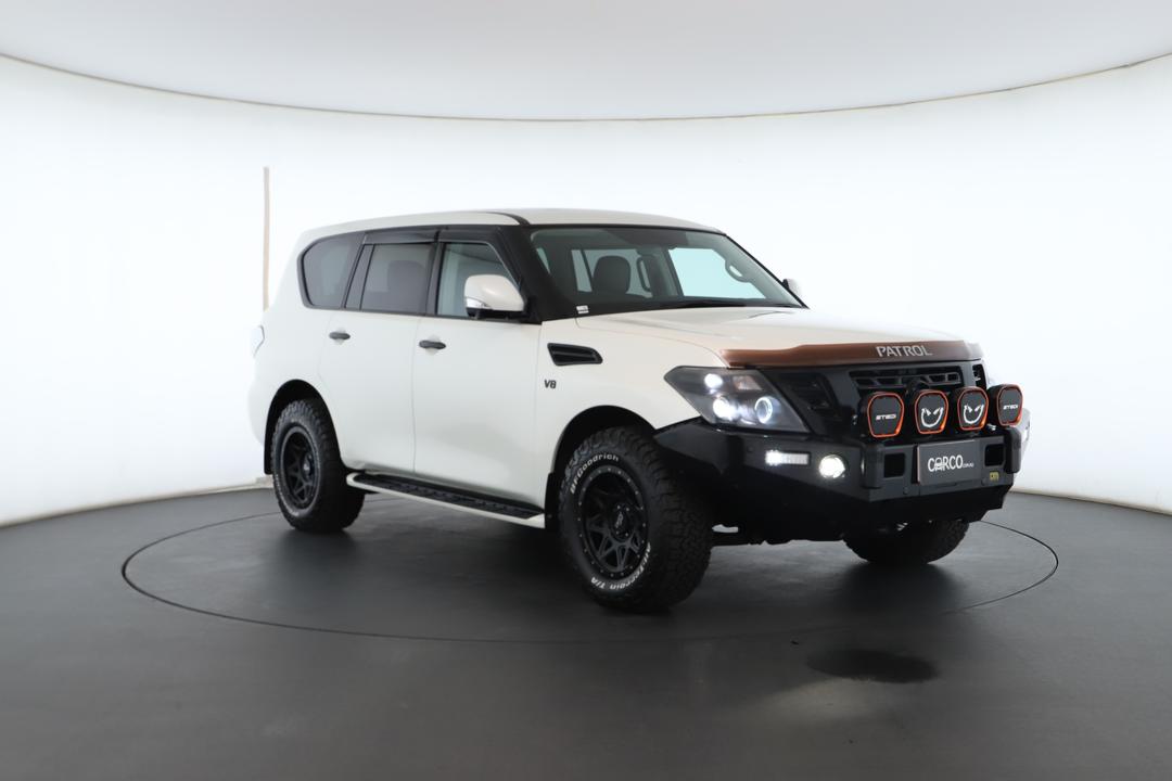 Exterior view frame 1