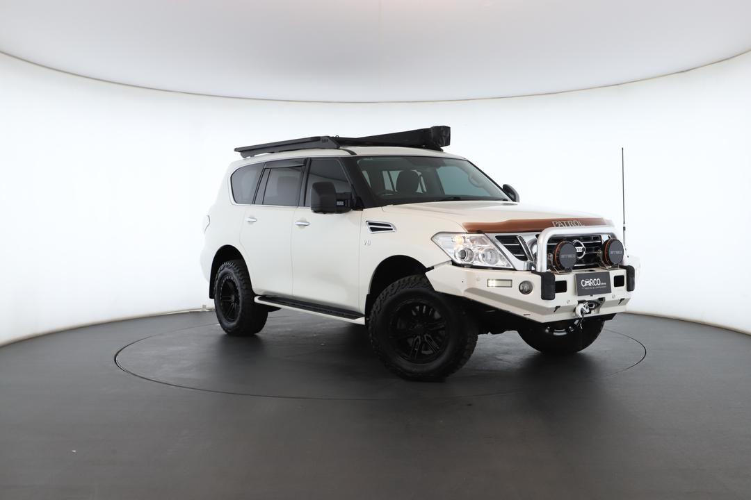 Exterior view frame 0