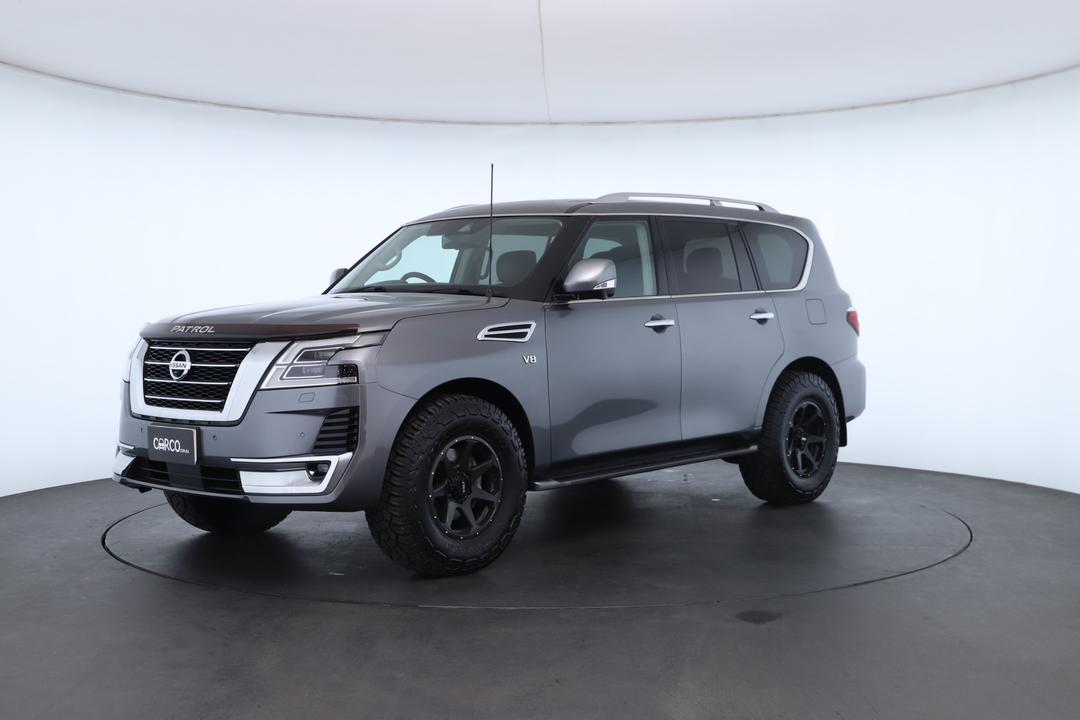 Exterior view frame 5