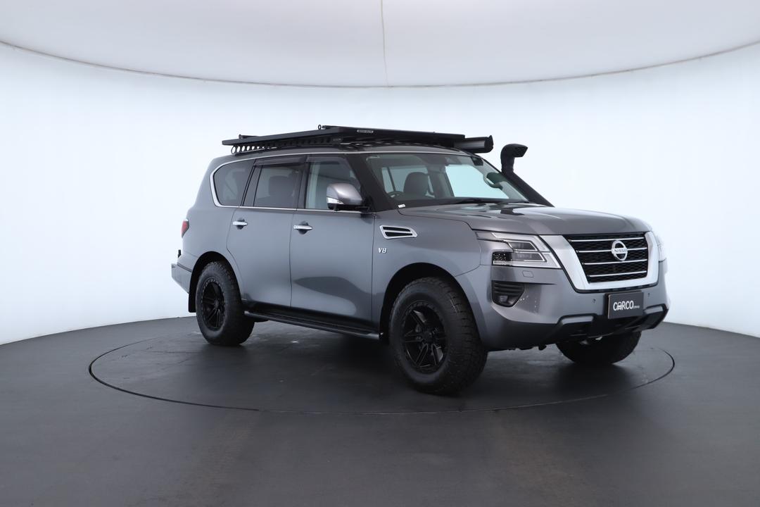 Exterior view frame 1