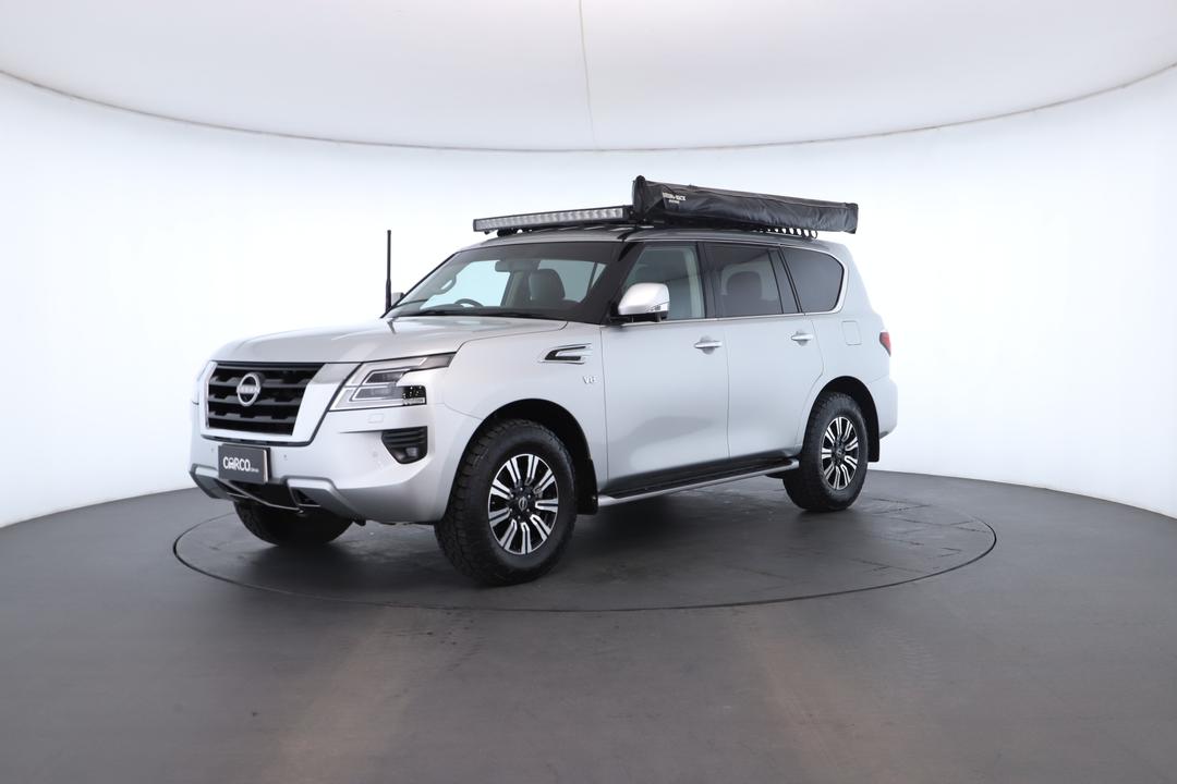 Exterior view frame 5