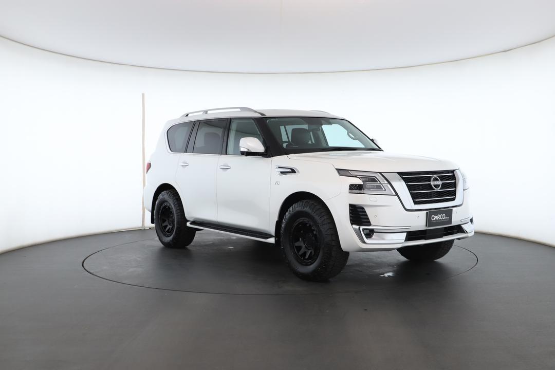 Exterior view frame 1