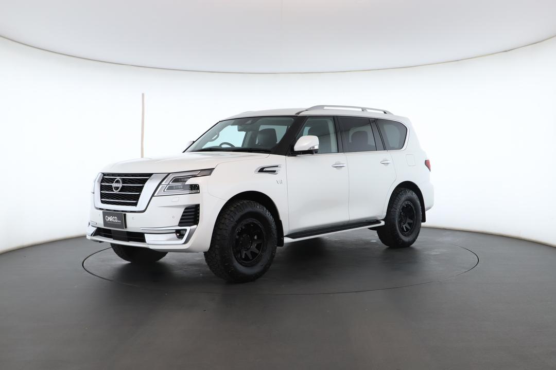 Exterior view frame 5