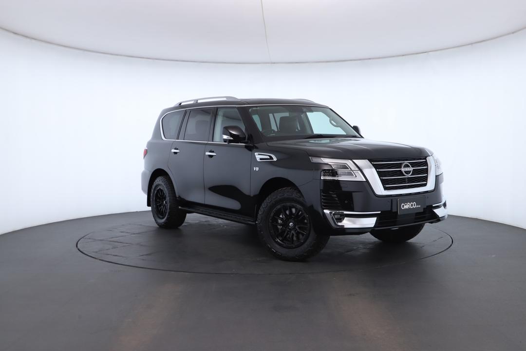 Exterior view frame 0