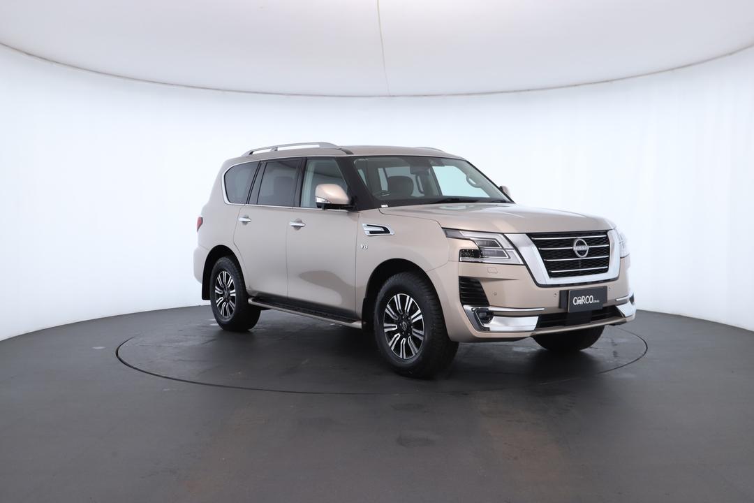 Exterior view frame 1