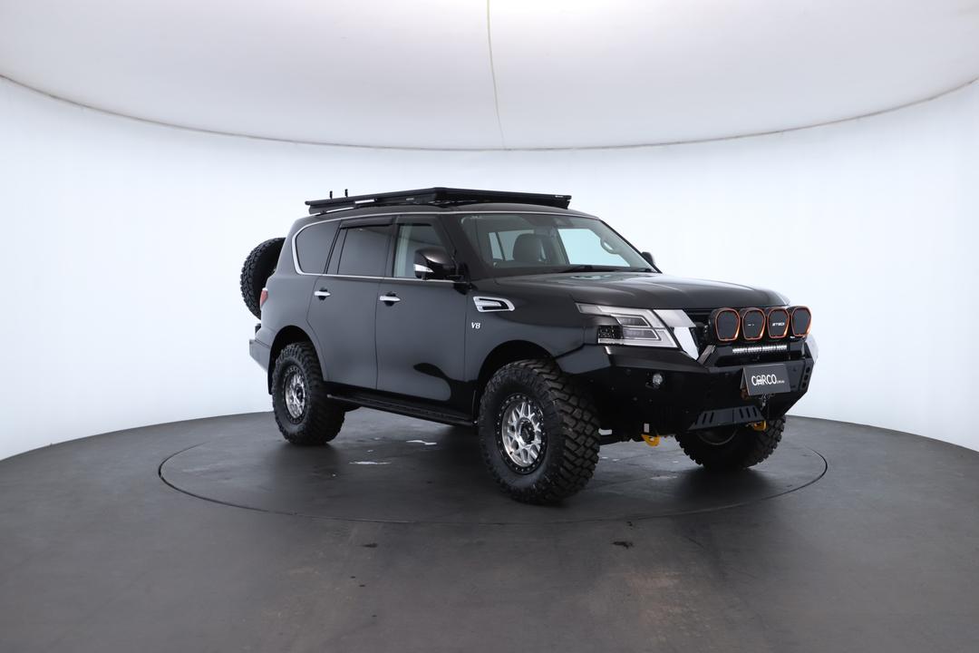 Exterior view frame 1