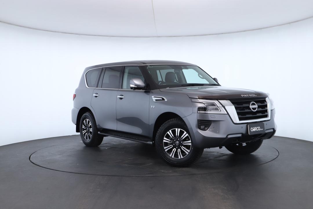 Exterior view frame 0