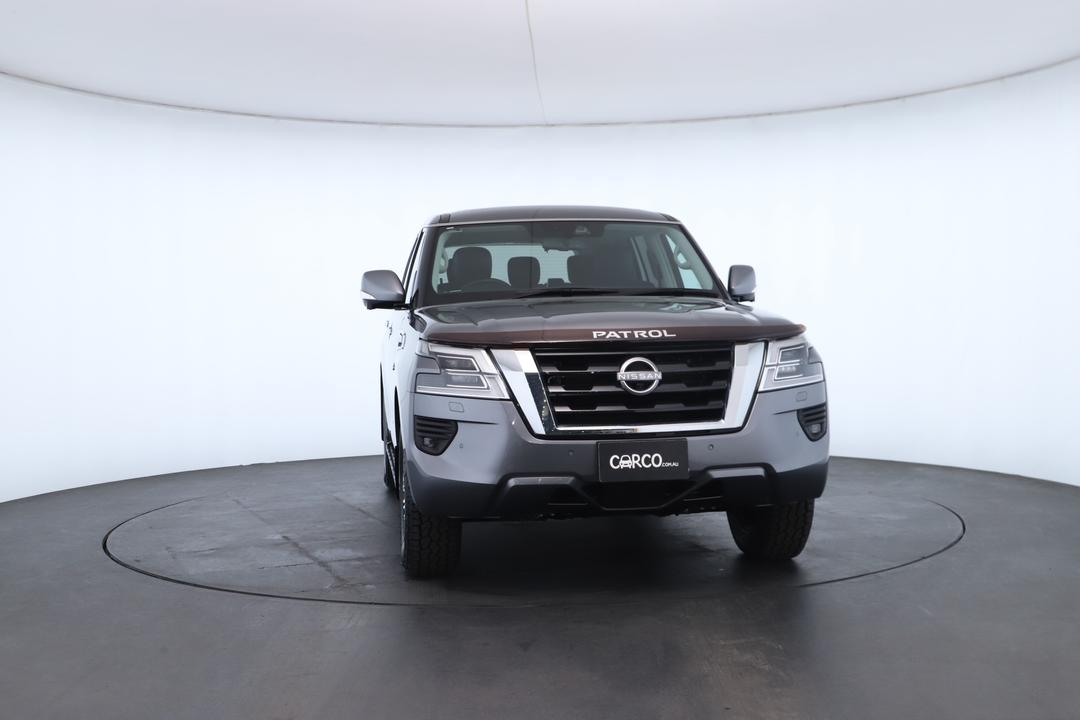 Exterior view frame 4