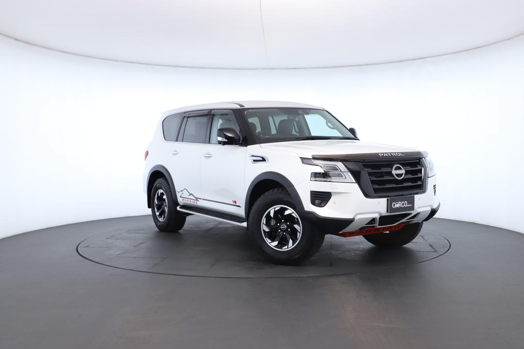 Exterior view frame 0