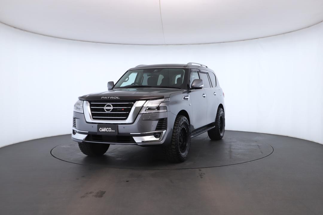 Exterior view frame 4