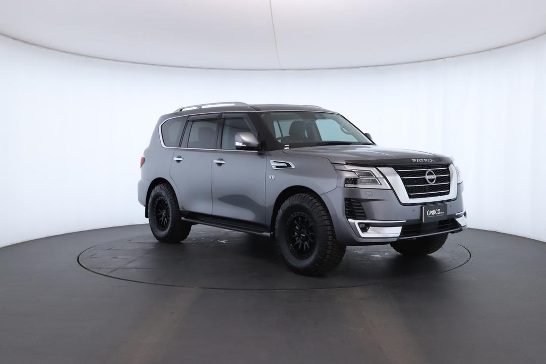 Exterior view frame 1