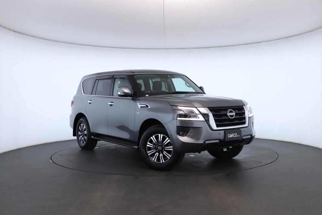 Exterior view frame 0