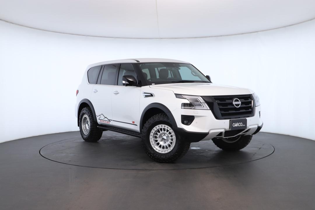 Exterior view frame 0