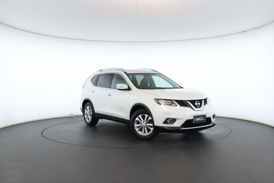 Exterior view frame 0