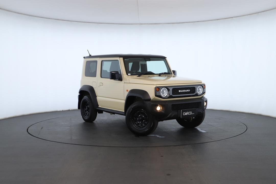 Exterior view frame 0