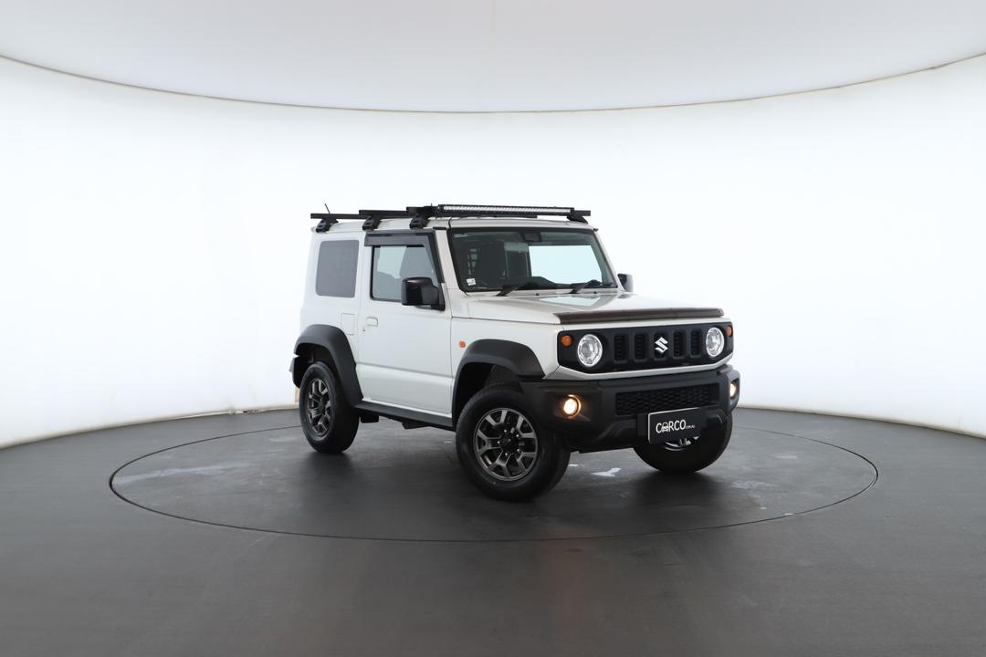 Exterior view frame 0