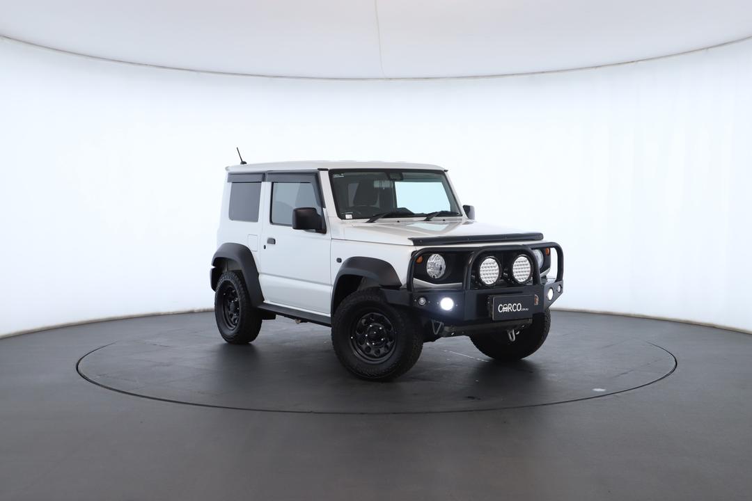 Exterior view frame 0