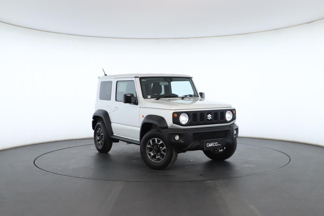 Exterior view frame 0
