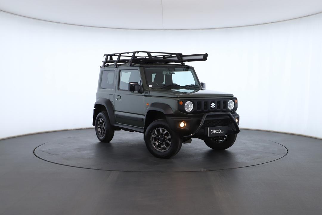 Exterior view frame 0