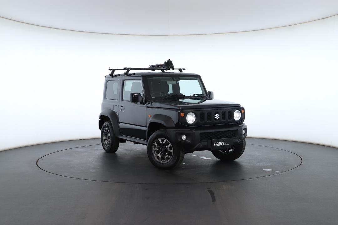 Exterior view frame 0