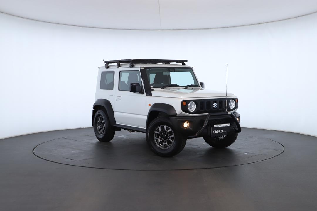 Exterior view frame 0