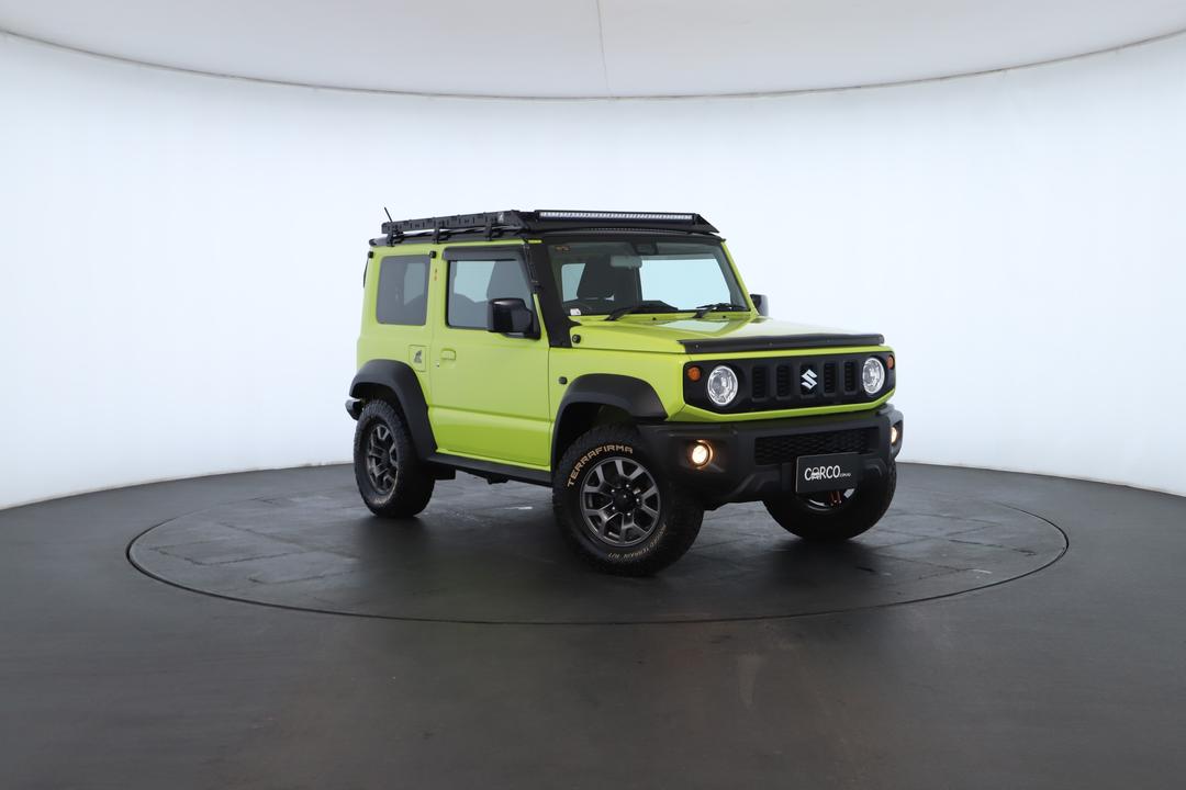 Exterior view frame 0