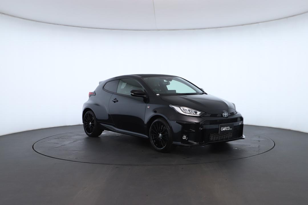 Exterior view frame 1