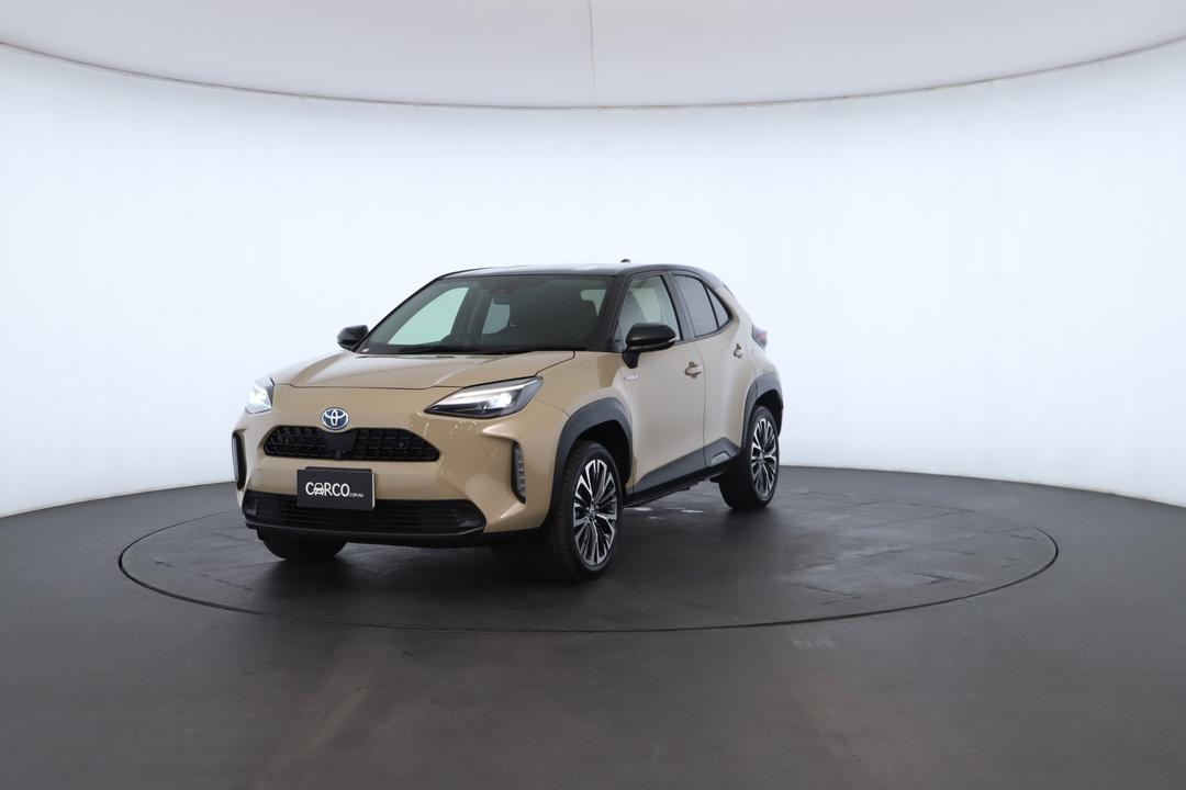 Exterior view frame 4