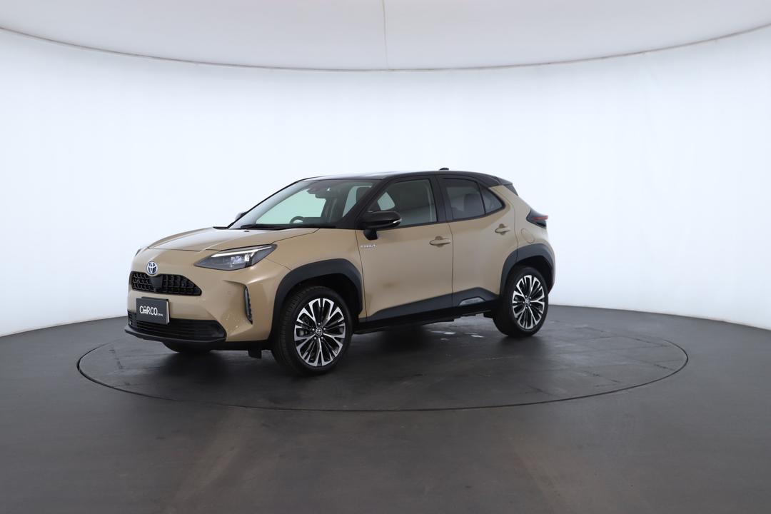 Exterior view frame 5