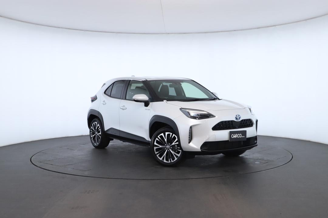 Exterior view frame 0