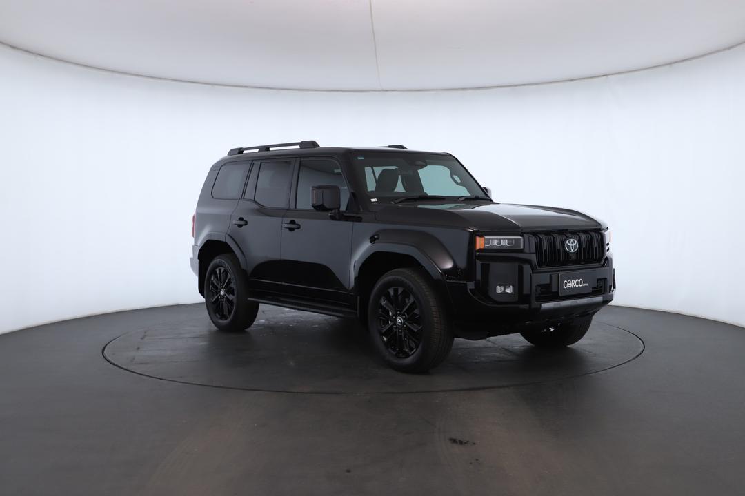 Exterior view frame 1