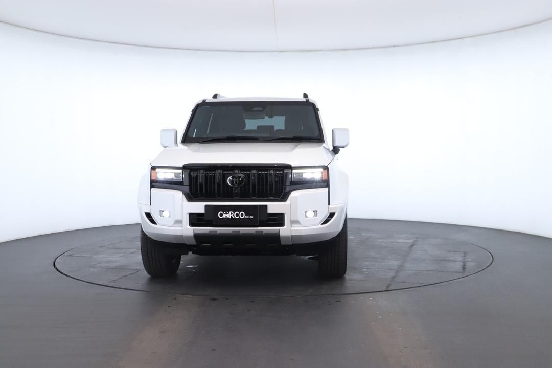 Exterior view frame 3