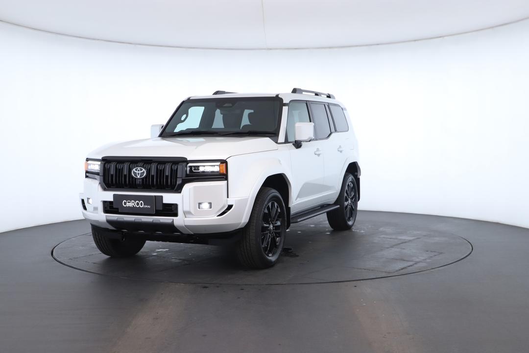 Exterior view frame 4