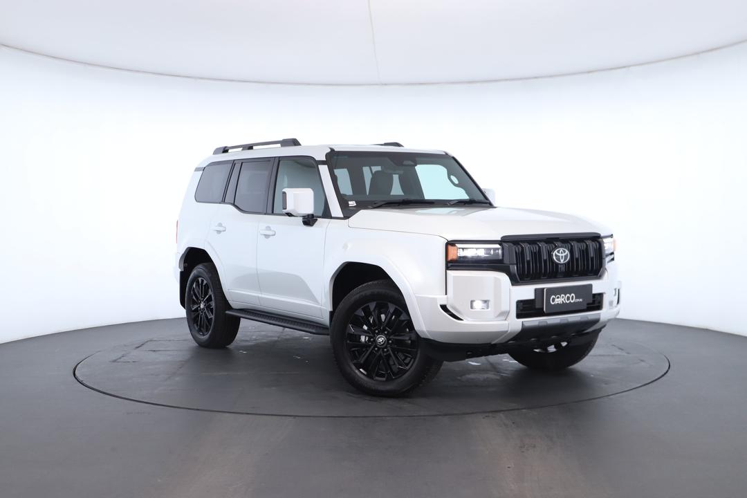 Exterior view frame 0