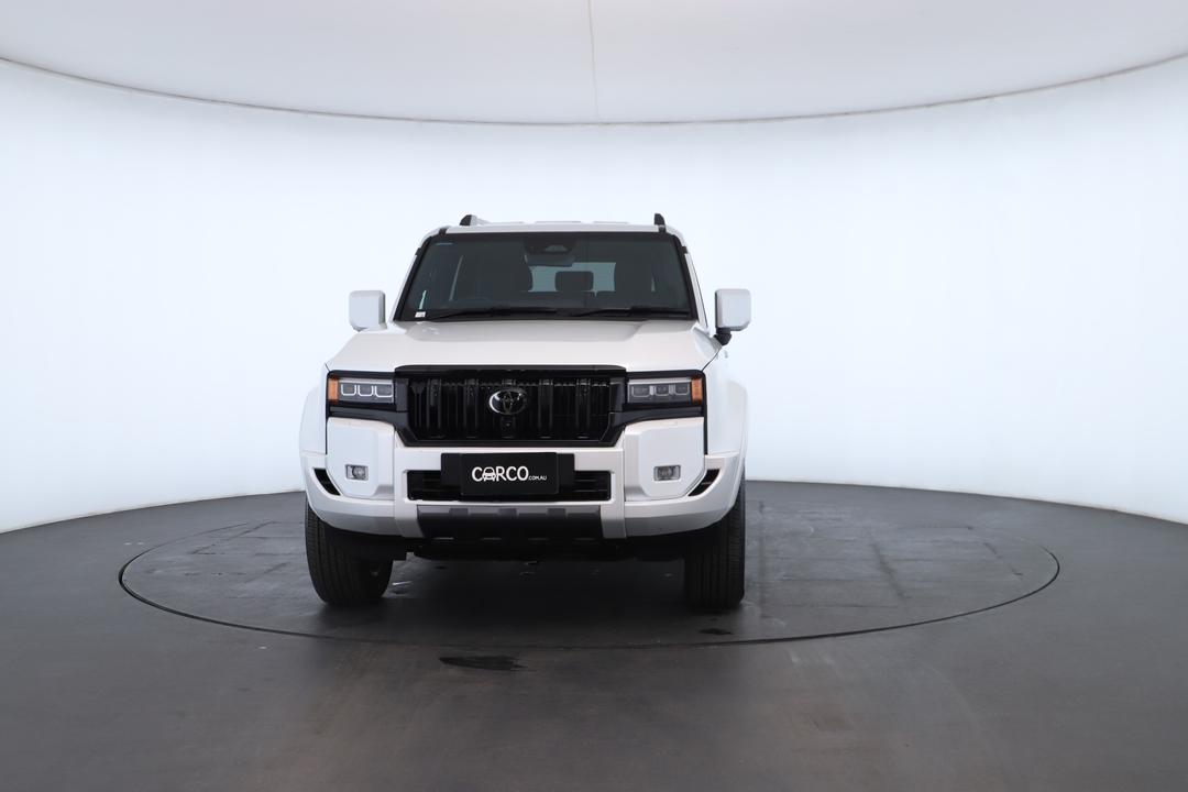 Exterior view frame 3