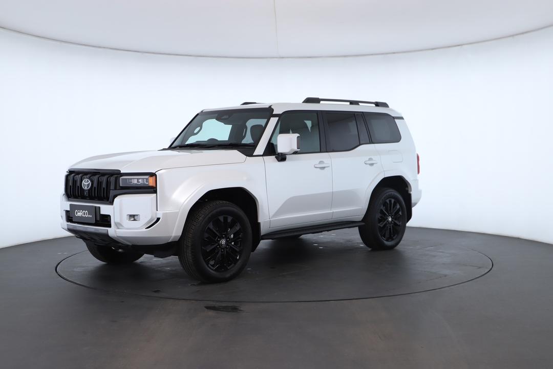 Exterior view frame 5