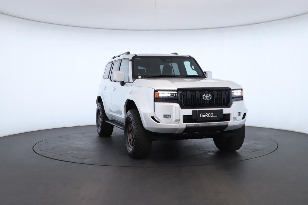 Exterior view frame 2