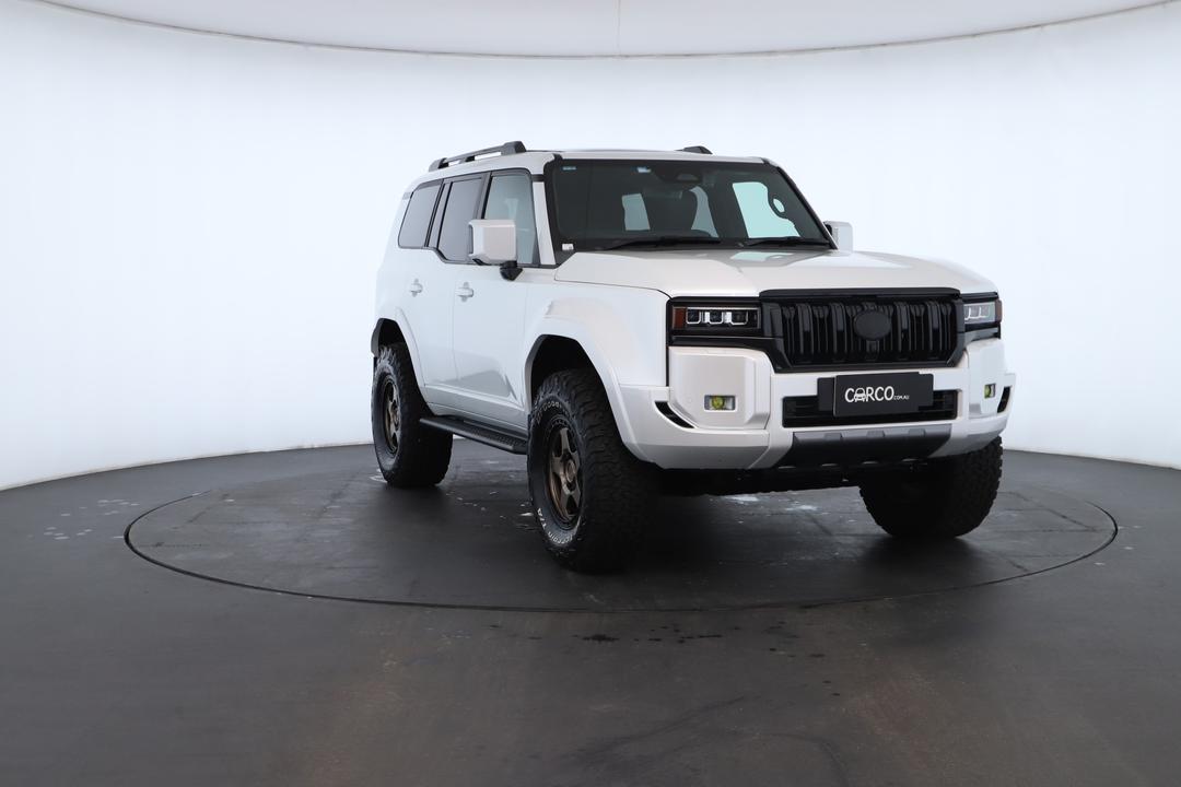 Exterior view frame 2