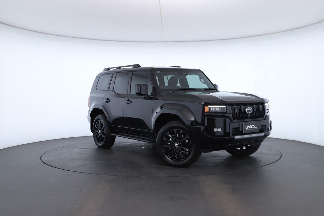 Exterior view frame 0