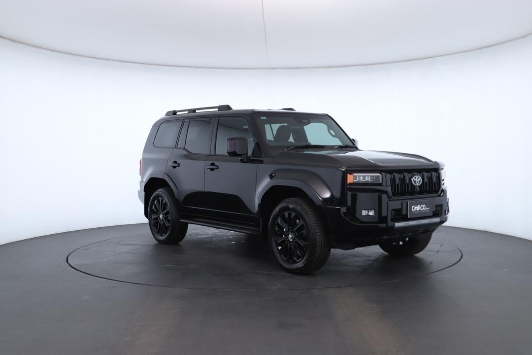 Exterior view frame 1